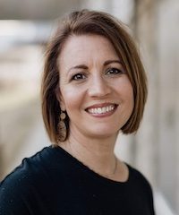 Elin_Henderson_photo